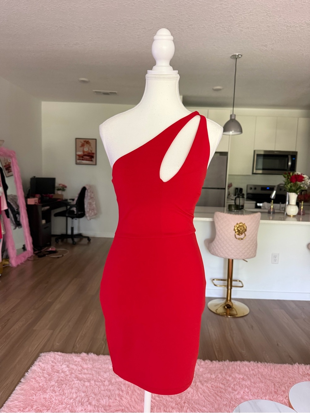 B Darlin formal elegant bodycon Red One-Shoulder Cutout Sheath Dress size 0
